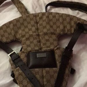 Meet your Posher, Gregory